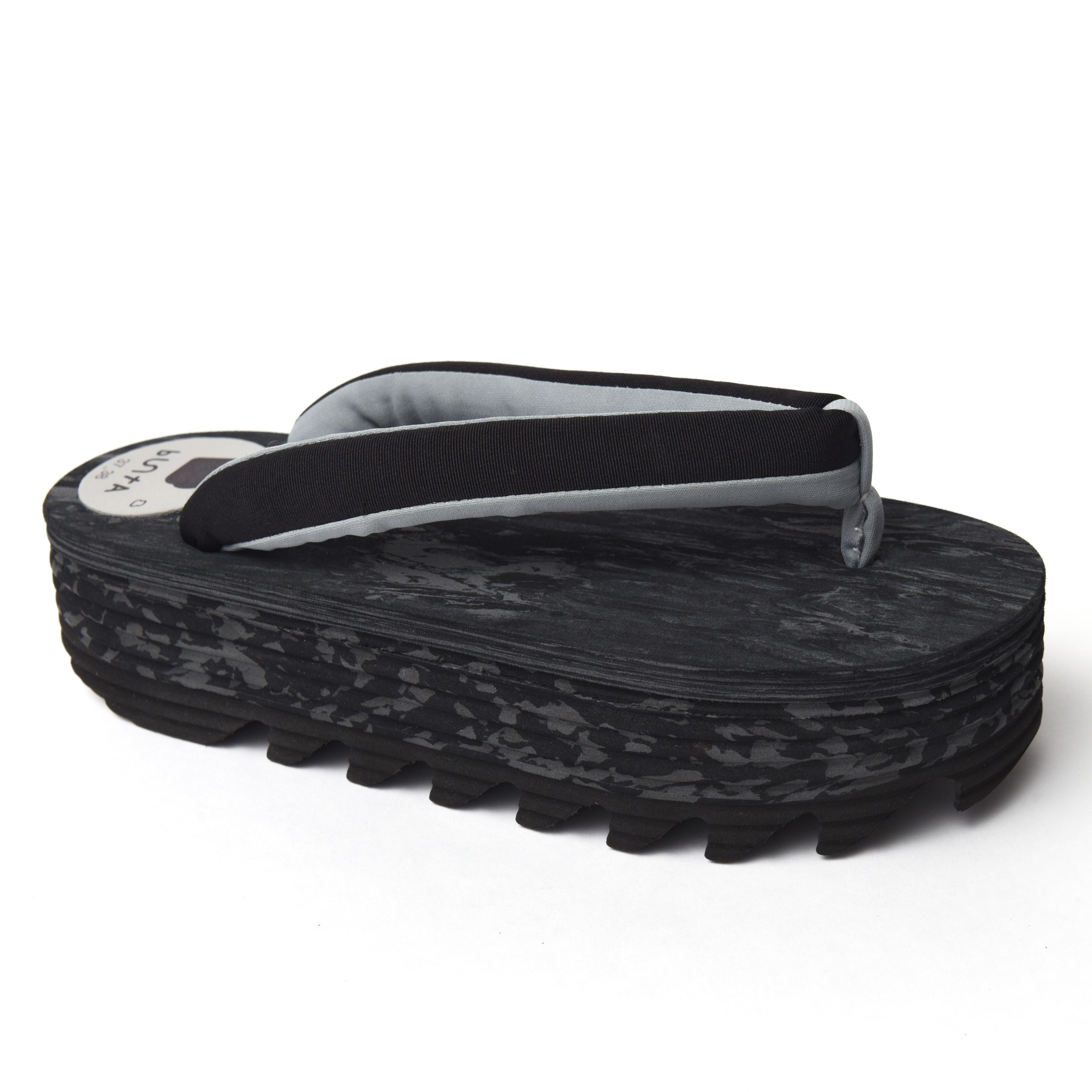 buntA zouri sandal black