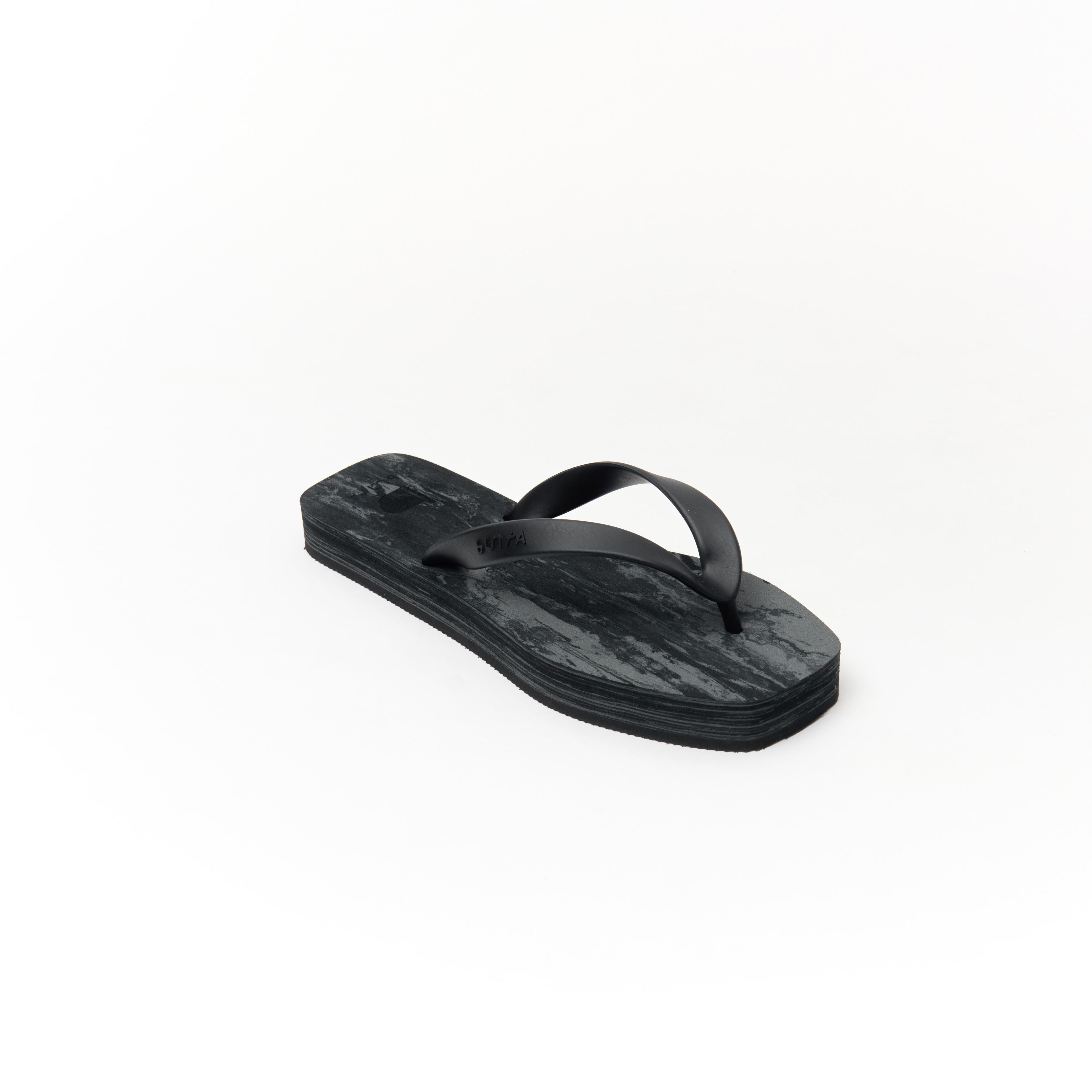 buntA b-zouri_v2 wmns carbon