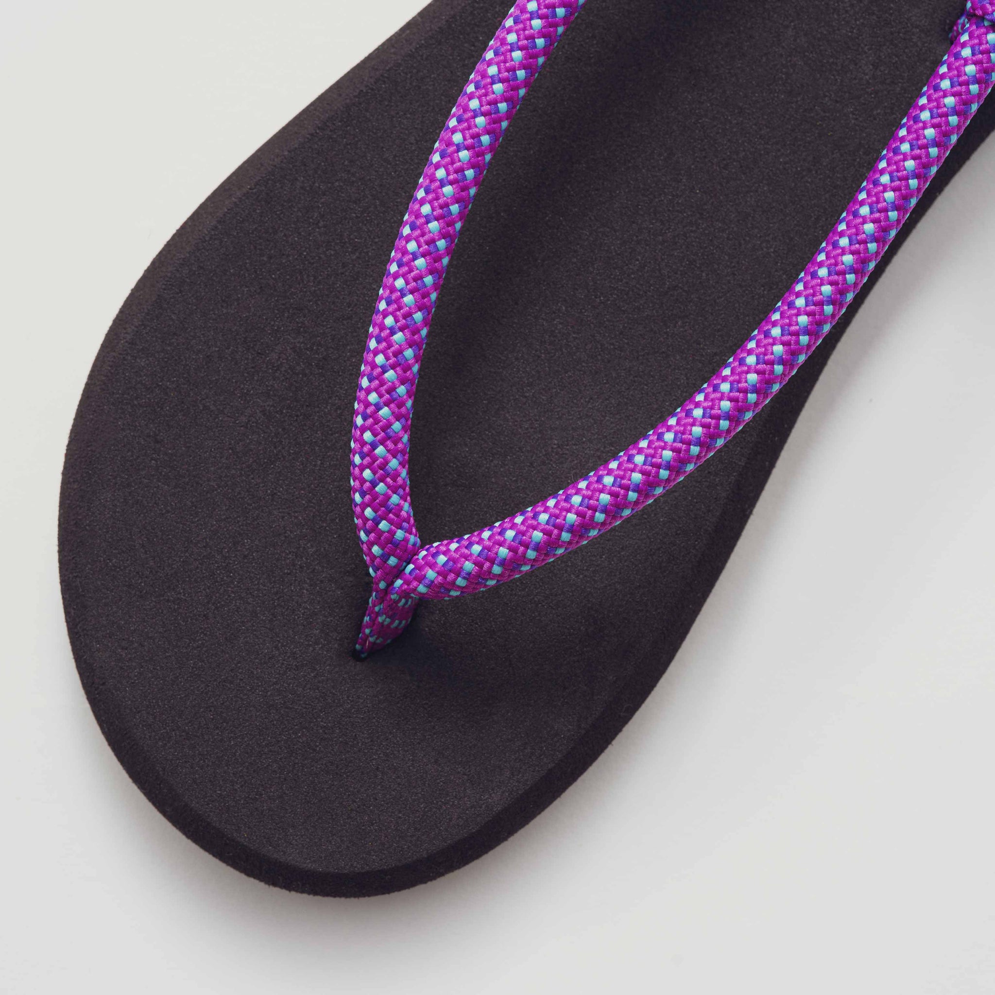 buntA waraji sandal violet
